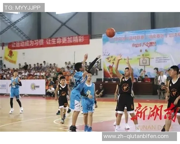 篮协主席与四名宿齐聚庆生李月汝背后隐藏的深意引发球迷热议